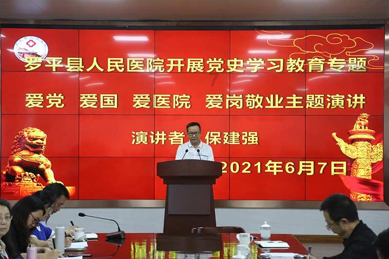 起亚k2电瓶骆驼好还是风帆好？游戏画面