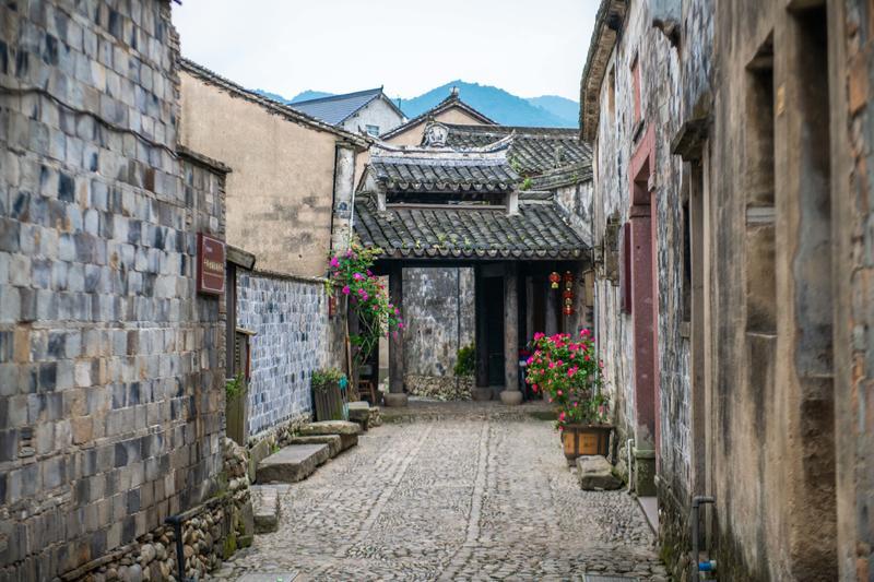 对于张雨剑这个人来说，你觉得他所立的人设怎么样？游戏画面